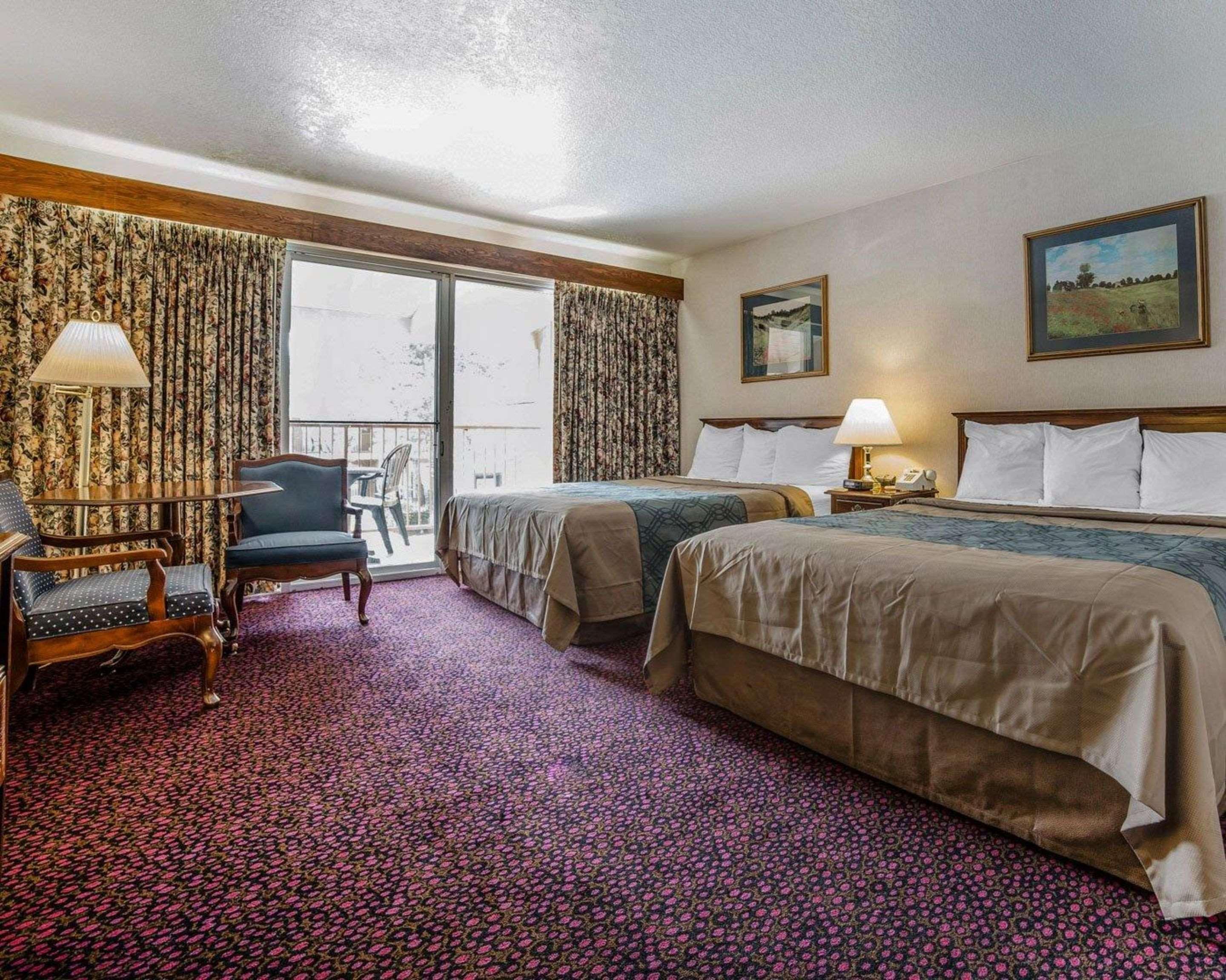 Econo Lodge Near Reno-Sparks Convention Center Dış mekan fotoğraf